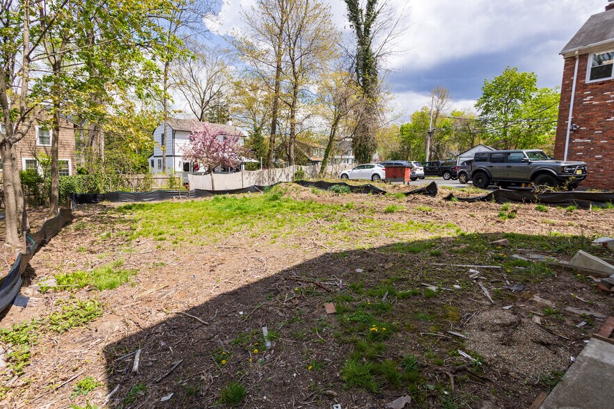 More Photos Of 350 Main St, Chatham Office Residential For Sale