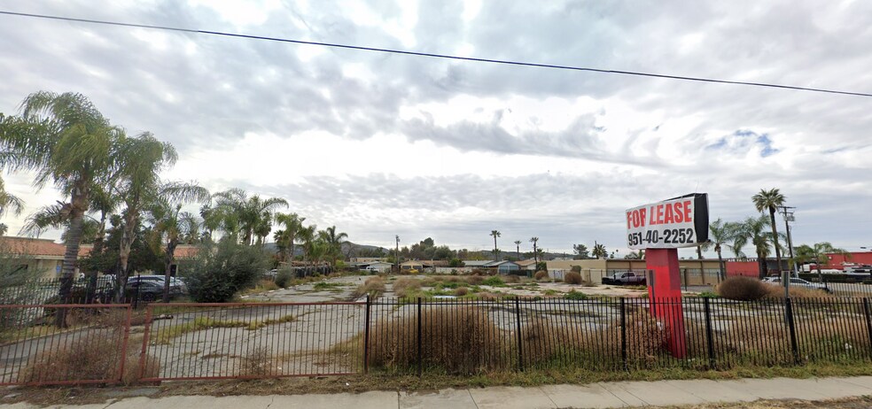 Primary Photo Of 41525 Florida Ave, Hemet Land For Sale