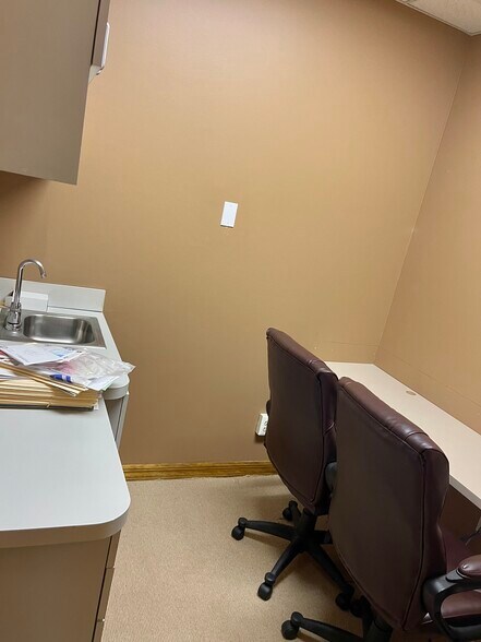 More Photos Of 554 Larkfield Rd, East Northport Medical For Sale