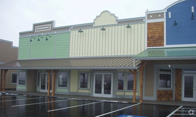 More Photos Of 9736-9744 W State St, Star Unknown For Lease