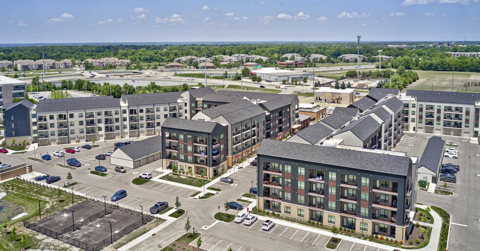 More Photos Of 10510 Kings Way Rd, Fishers Apartments For Lease