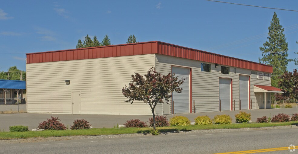 More Photos Of 4110 S Bowdish Rd, Spokane Light Distribution For Sale