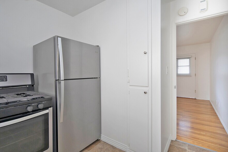More Photos Of 4470 Euclid Ave, San Diego Apartments For Sale
