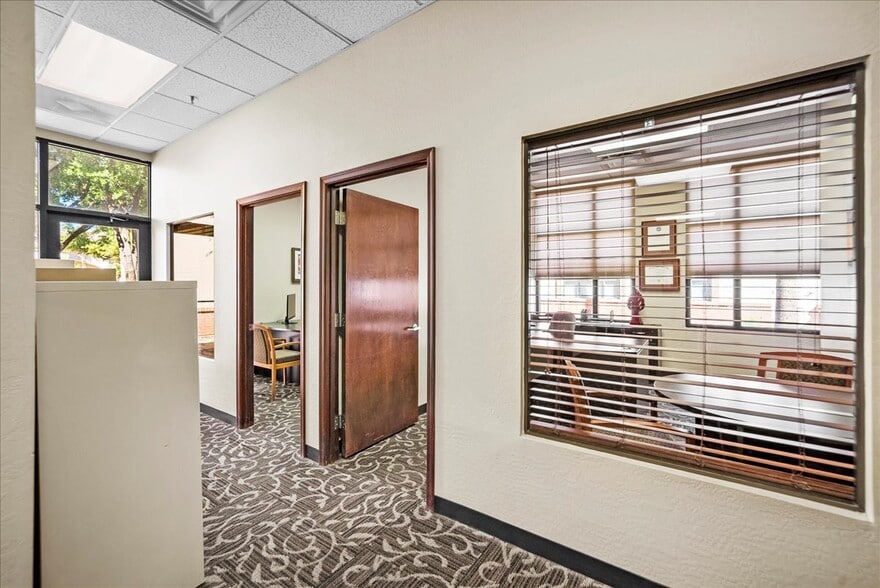 More Photos Of 428 S Gilbert Rd, Gilbert Office For Sale
