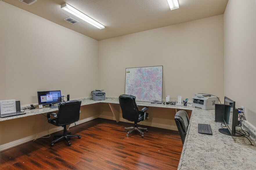 More Photos Of 8508 Precinct Line Rd, Colleyville Office For Sale