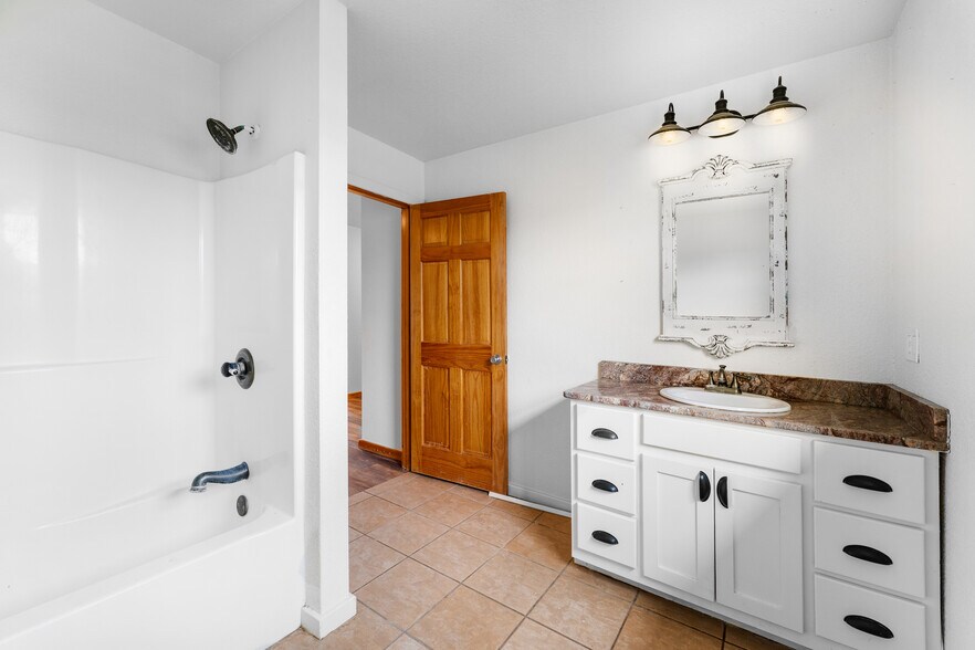More Photos Of 1204 County Road 215, Berryville Specialty For Sale