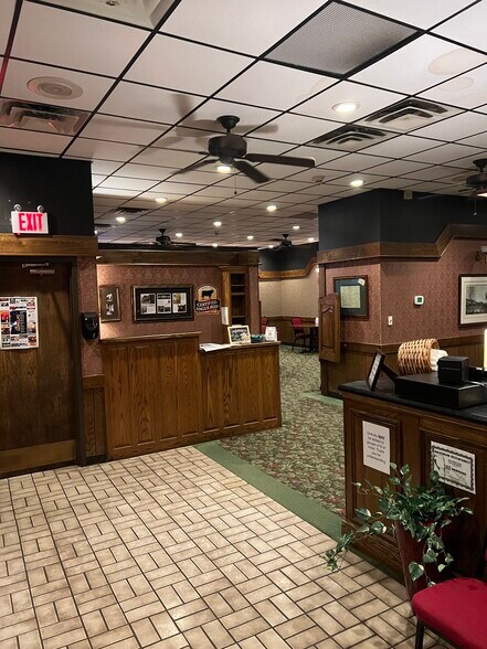 More Photos Of 1912 N Broadway St, Pittsburg Restaurant For Sale