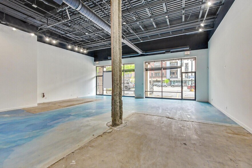 More Photos Of 2032 W Division St, Chicago Apartments For Lease