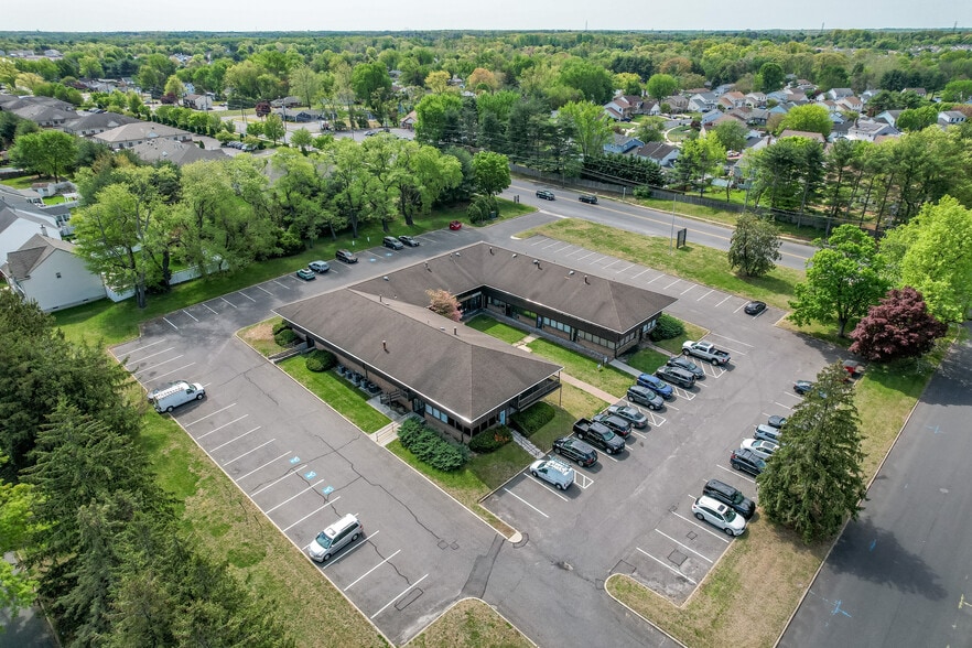Primary Photo Of 1405 Chews Landing Rd, Laurel Springs Office For Sale