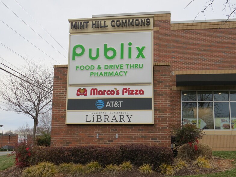More Photos Of 6828 Matthews Mint Hill Rd, Mint Hill Unknown For Lease
