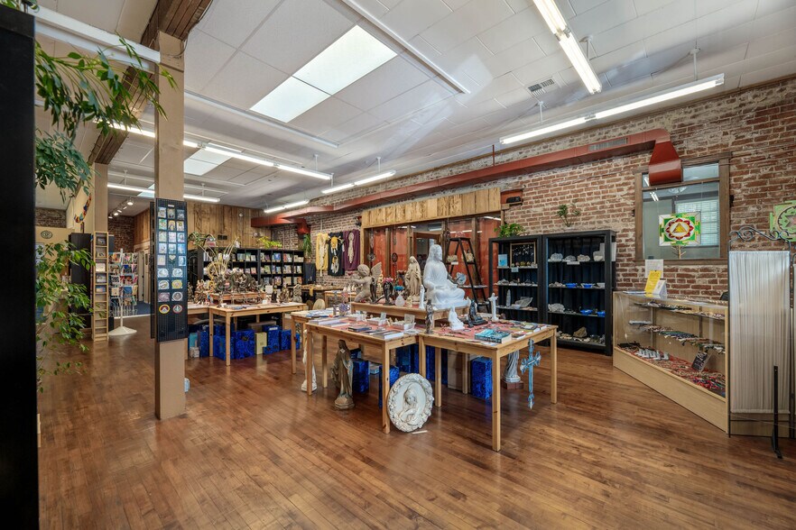 More Photos Of 200 Commercial St, Nevada City Freestanding For Sale