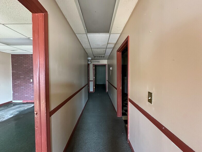 More Photos Of 4666-4678 Broad St, Sumter Restaurant For Sale