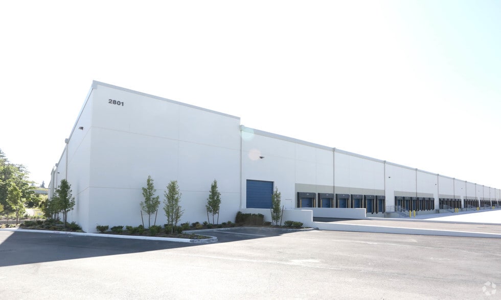 More Photos Of 2801 78th Ave E, Fife Distribution For Lease