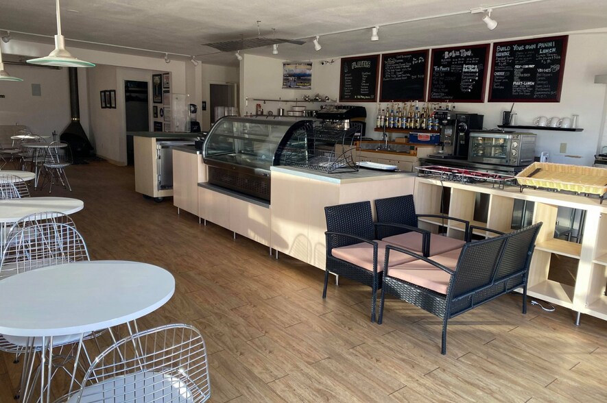 More Photos Of 1620 E Route 66 Blvd, Tucumcari Hotel For Sale