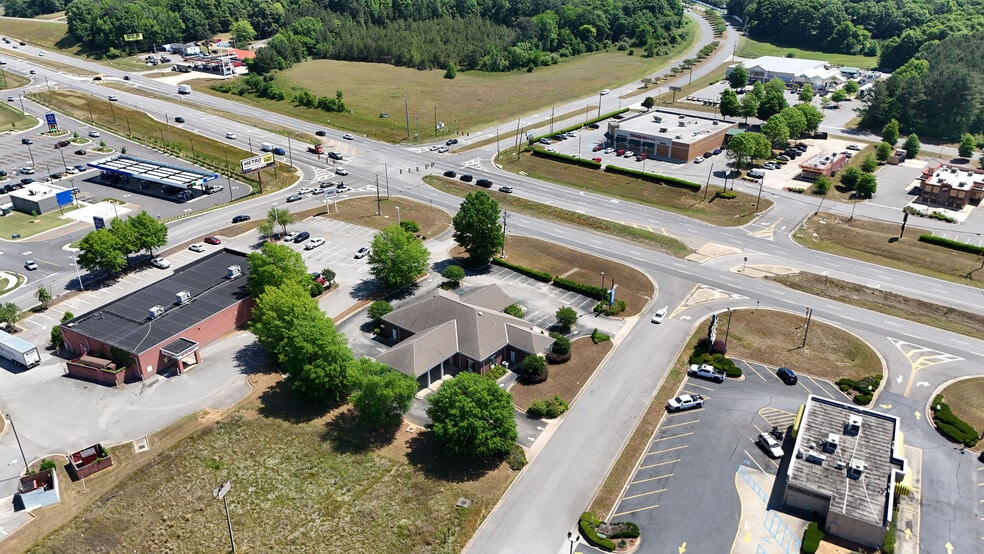 More Photos Of 8710 Hwy 69 S, Tuscaloosa Bank For Sale