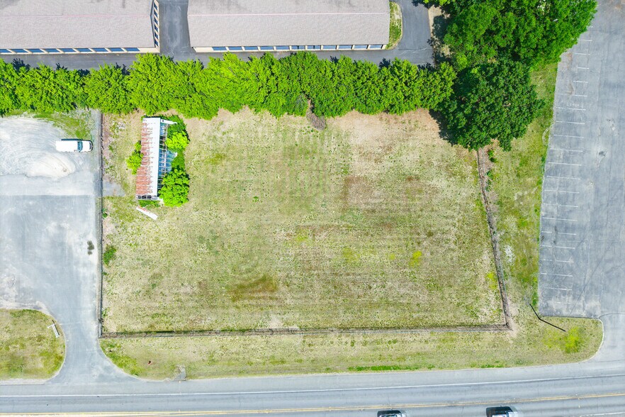 More Photos Of 5 Clark Mountain Rd, Sunderland Land For Lease