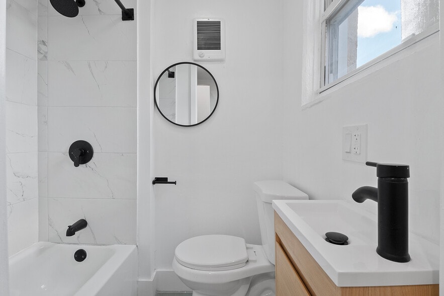More Photos Of 386 Palisade Ave, Jersey City Apartments For Sale