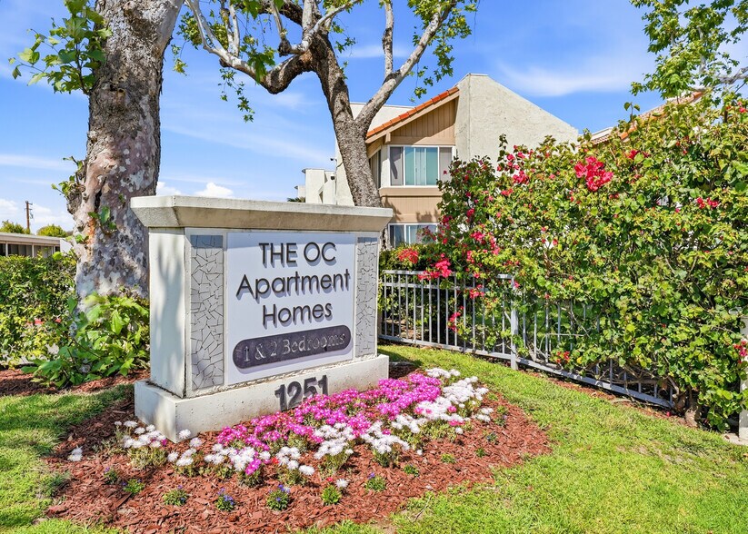 More Photos Of 1251 N Placentia Ave, Anaheim Apartments For Sale