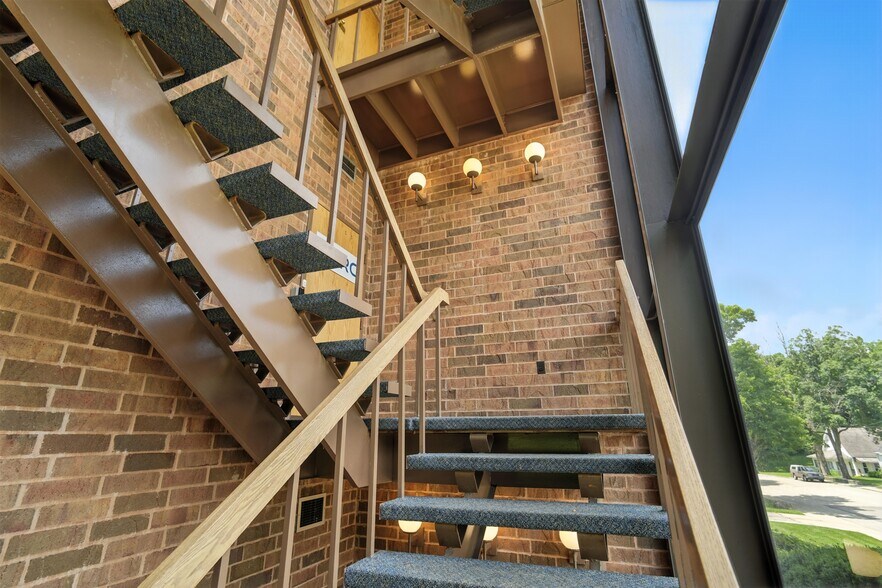 More Photos Of 1612 Prosser Ave, Dayton Medical For Sale
