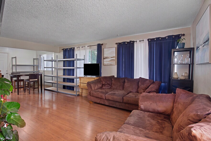 More Photos Of 1920 Latham St, Mountain View Apartments For Sale