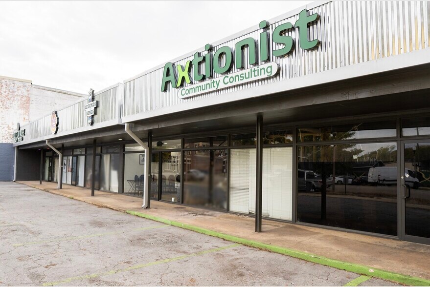 More Photos Of 4408-4414 Gary Ave, Fairfield Storefront For Sale