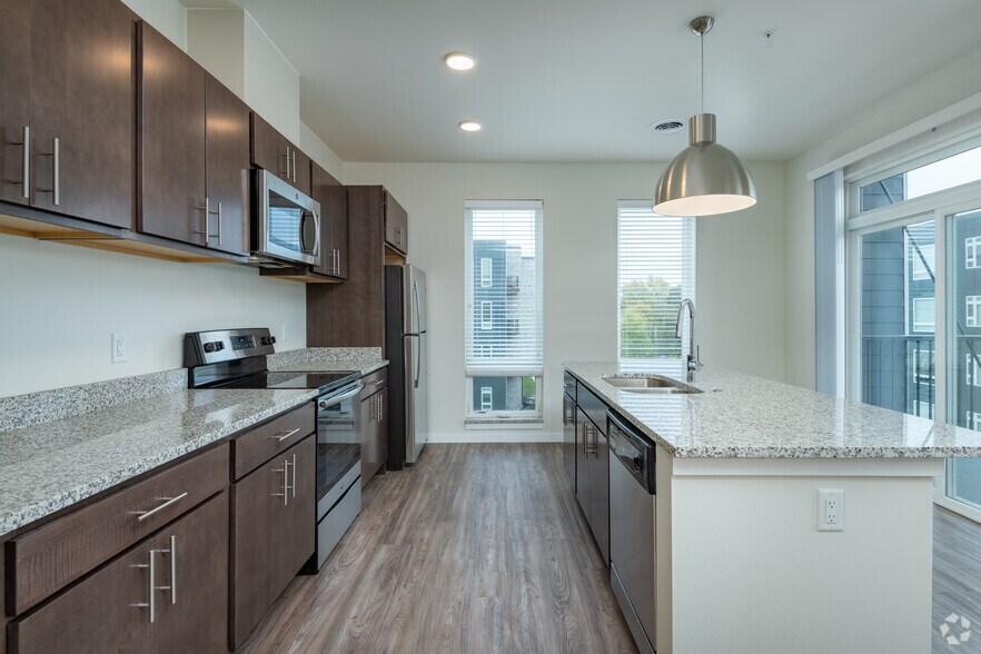 More Photos Of 1482 S 84th St, West Allis Apartments For Lease