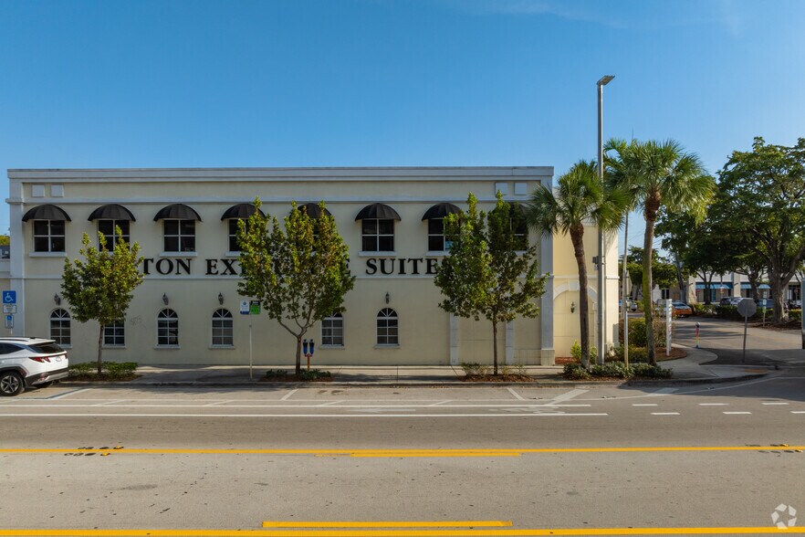 More Photos Of 2312 Wilton Dr, Wilton Manors Office For Lease
