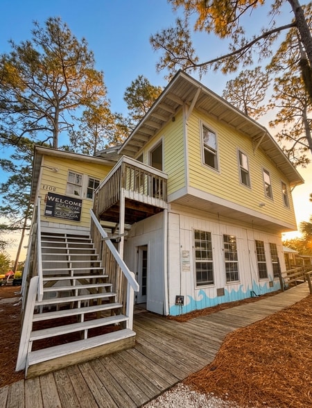 Primary Photo Of 1102 US Highway 80, Tybee Island Storefront Retail Office For Sale