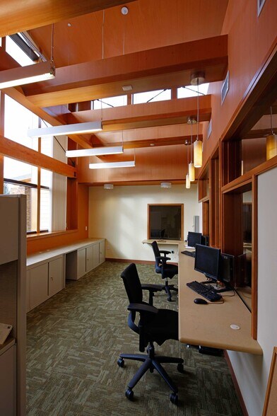 More Photos Of 600 S Gulling St, Portola Office For Sale