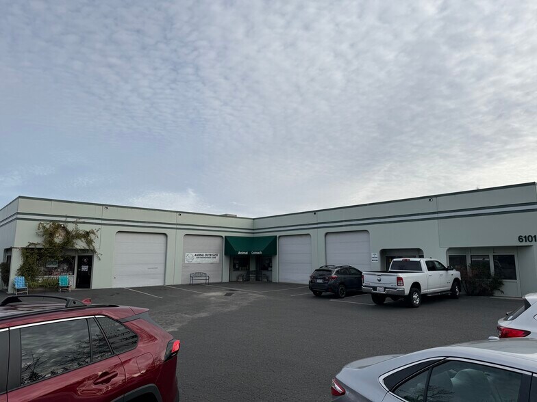 More Photos Of 6101 Enterprise Dr, Diamond Springs Warehouse For Sale