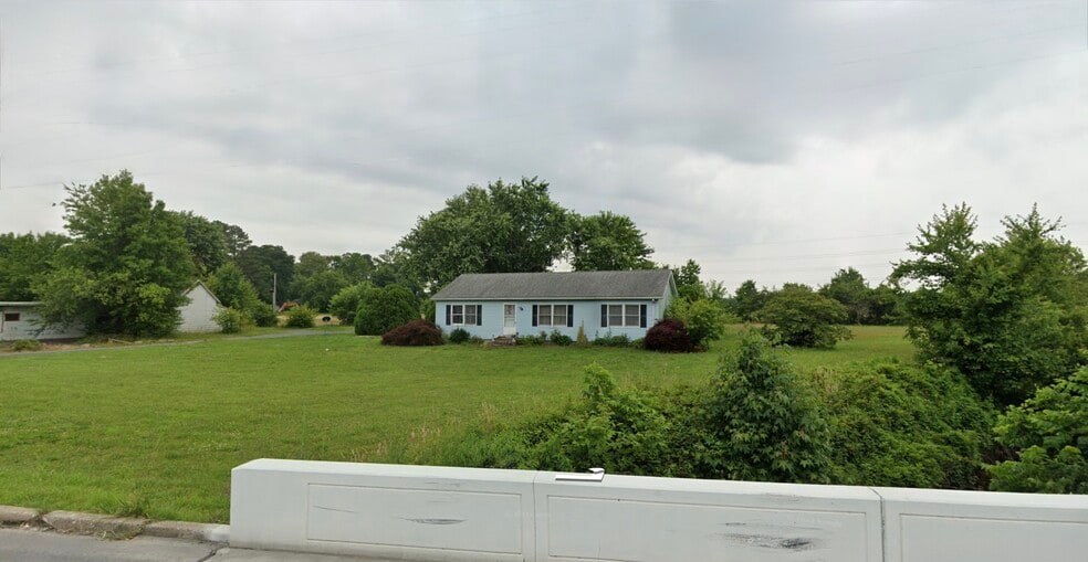 More Photos Of 33355 Main St, Dagsboro Flex For Sale