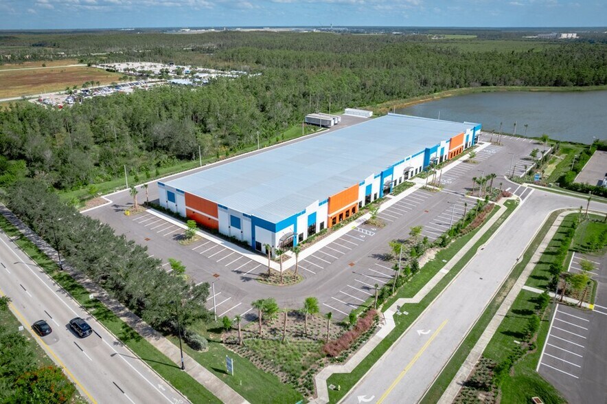 More Photos Of 16091 Parallel, Fort Myers Unknown For Lease