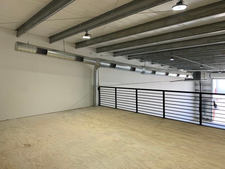 More Photos Of 18101 Cypress Rosehill Rd, Cypress Unknown For Lease