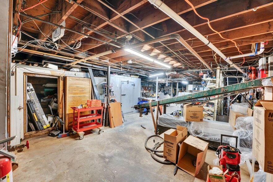 More Photos Of 147 Chestnut St, Roselle Park Storefront Retail Residential For Sale