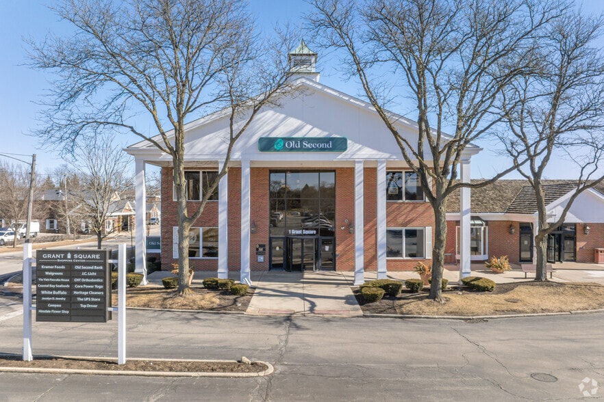 More Photos Of 1-10 Grant Sq, Hinsdale Storefront Retail Office For Lease