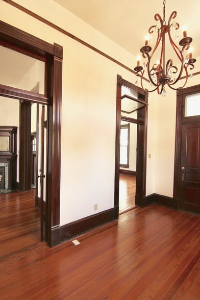 More Photos Of 1000 E Cesar Chavez St, Austin Loft Creative Space For Lease