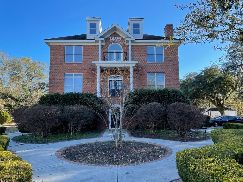More Photos Of 1495 Remount Rd, North Charleston Office Residential For Sale