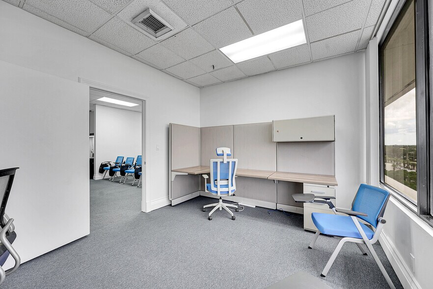 More Photos Of 2328 10th Ave N, Lake Worth Office For Lease