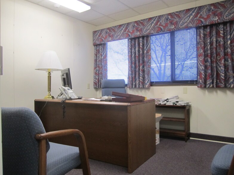 More Photos Of 966 Park St, Stoughton Unknown For Lease