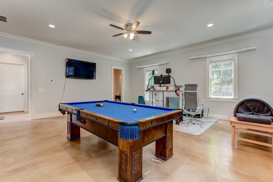 More Photos Of 2972 Lookout Pl NE, Atlanta Office Residential For Sale