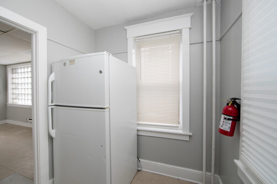 More Photos Of 2707 Westfield Ave, Camden Apartments For Sale