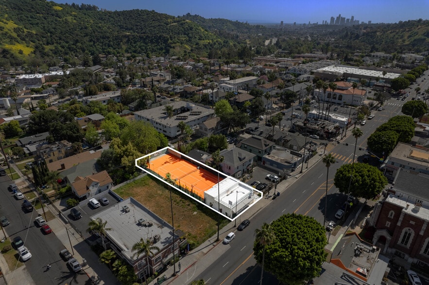 More Photos Of 5320 N Figueroa St, Los Angeles Storefront For Lease