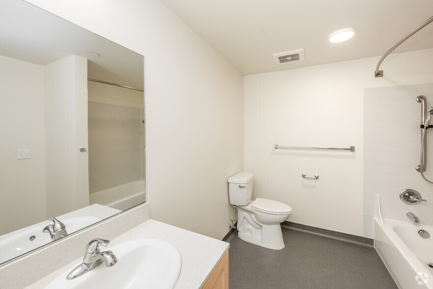 More Photos Of 1400 Madison St, Seattle Apartments For Lease