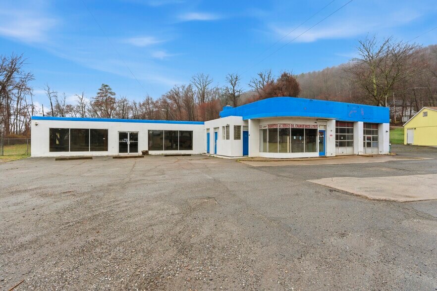 More Photos Of , Branchville Unknown For Sale