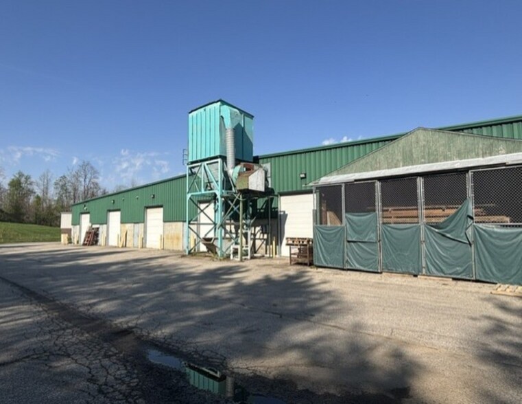 More Photos Of 10090 Queens Way, Chagrin Falls Light Manufacturing For Sale
