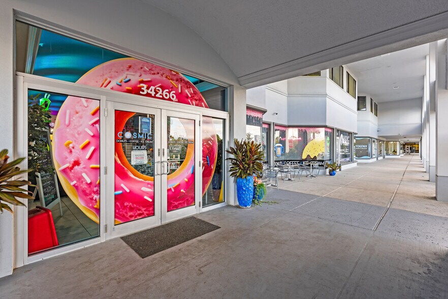 More Photos Of 34200-34340 US Highway 19, Palm Harbor Unknown For Lease