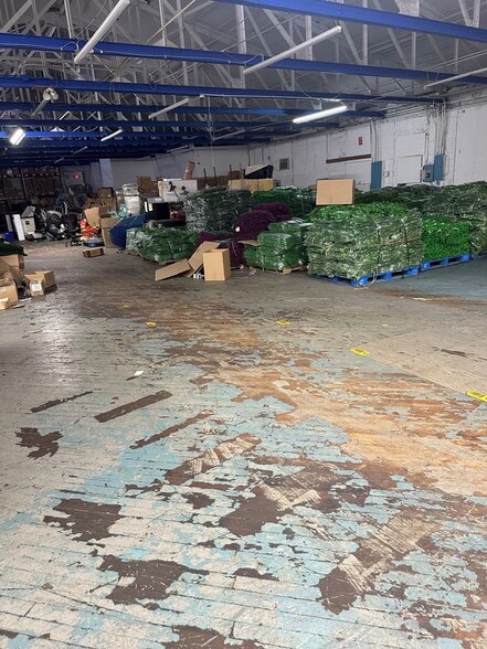 More Photos Of 85 Wagaraw Rd, Hawthorne Manufacturing For Lease