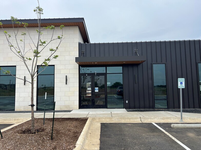 Primary Photo Of 10861 183A Toll Rd, Leander Unknown For Lease