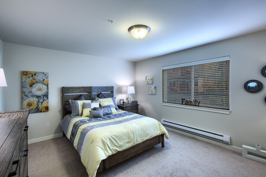 More Photos Of 3232 15th Ave W, Seattle Apartments For Sale