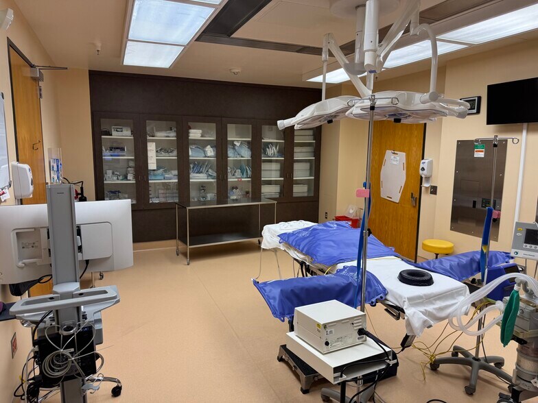 More Photos Of 3613 Haworth Dr, Raleigh Medical For Sale